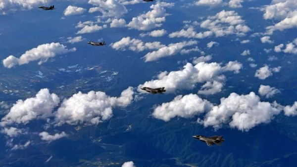 Япония се готви да купи от САЩ ракети заради КНДР