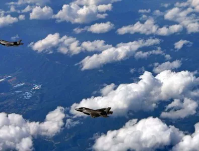 Великобритания вдигна изтребители над Черно море заради руски самолети