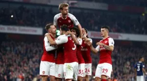 Звезда на Арсенал се изпусна за бъдещето си