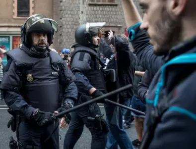 Безредици, десетки арестувани и ранени заради присъда за рапър в Испания (ВИДЕО)