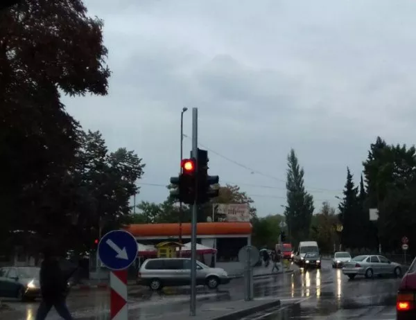 Новият светофар в Асеновград ще се регулира спрямо трафика