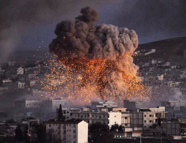 Взрив уби десетки в Сирия