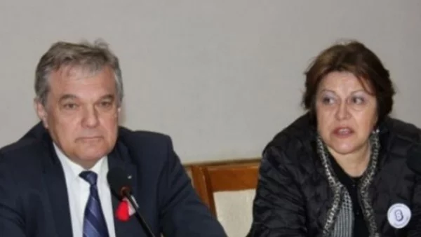 Аутсайдери - дървени философи!