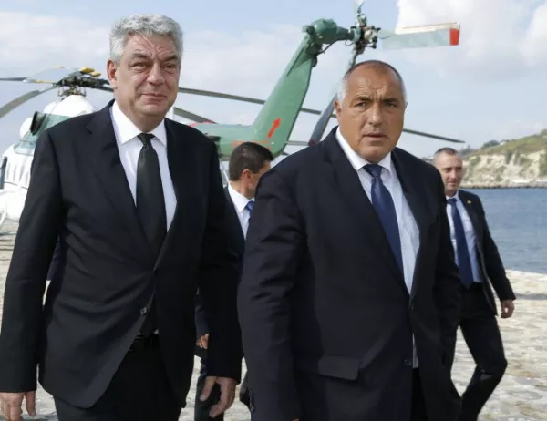 Борисов и румънският премиер откриха нов ГКПП на Дунав