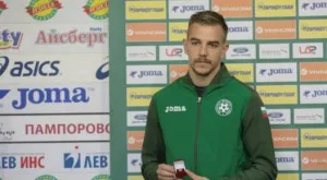 Бивш шеф на Пламен Илиев опитва да саботира трансфера му в Стяуа