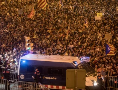 200 000 излязоха в Барселона в подкрепа на арестувани каталунски политици