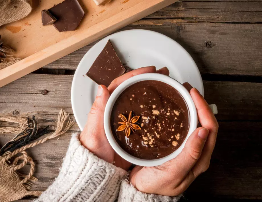 Топ рецепти за приготвяне на горещ шоколад у дома