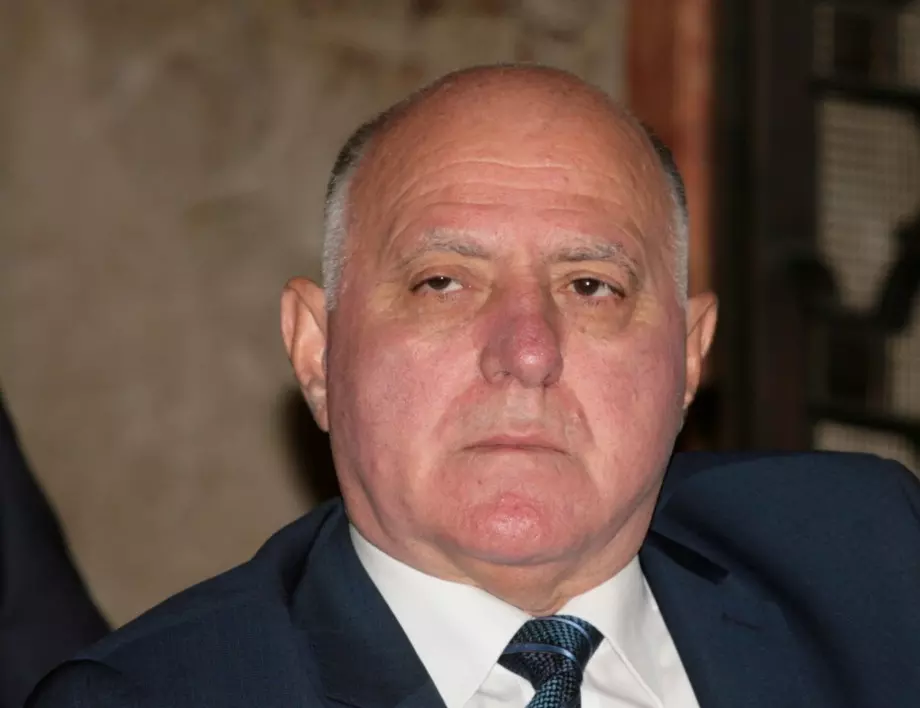 Магдалинчев: За оставката ще решава самият Гешев 