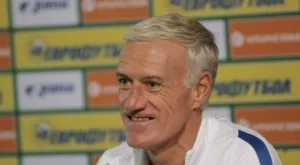 {{ otherArticle[0].article.title }}