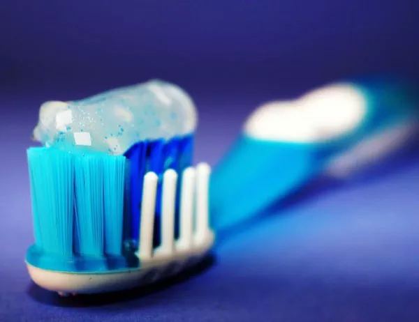 8 полезни приложения на пастата за зъби, които малко хора знаят