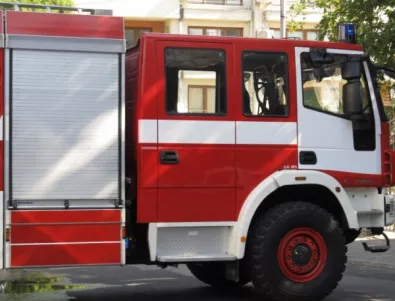 Евакуираха гости на хотел във Вършец заради пожар