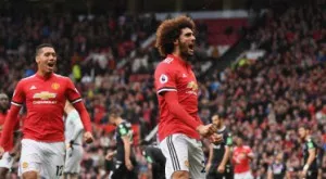 Фелайни може да продължи кариерата си в Милан