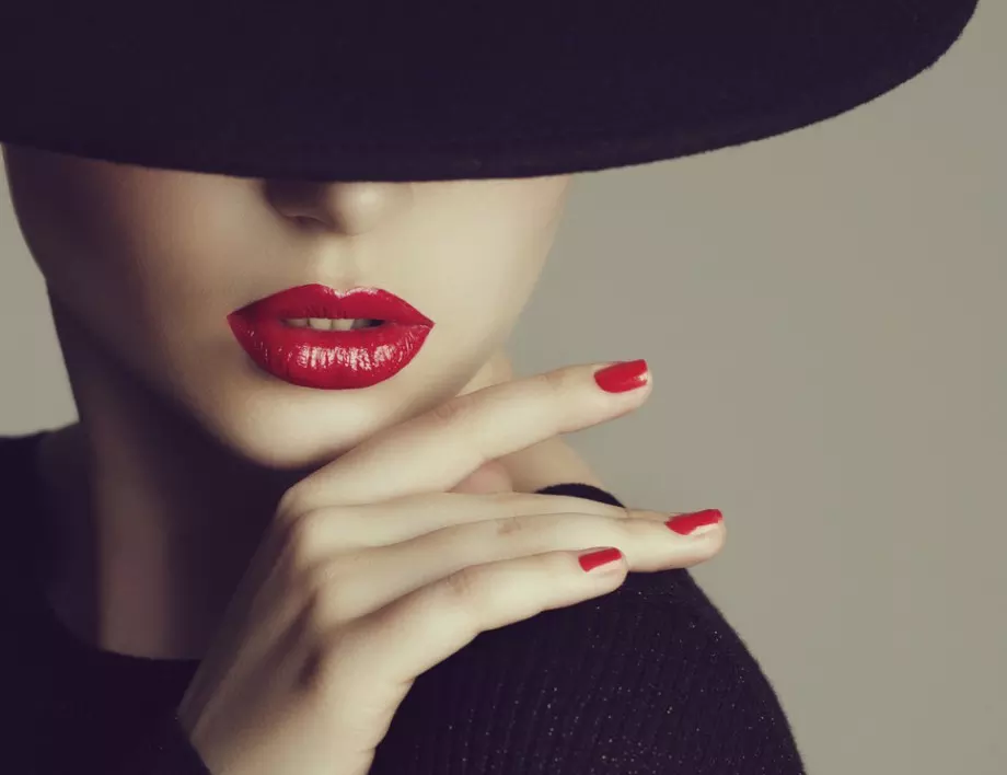 Женските черти и маниери, по които всички мъже полудяват