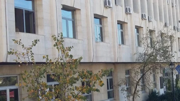 Публична дискусия в Асеновград на тема "Какво мога да направя за моя град"