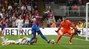 {{ otherArticle[0].article.title }}