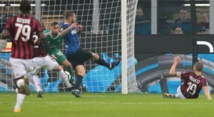 {{ otherArticle[0].article.title }}