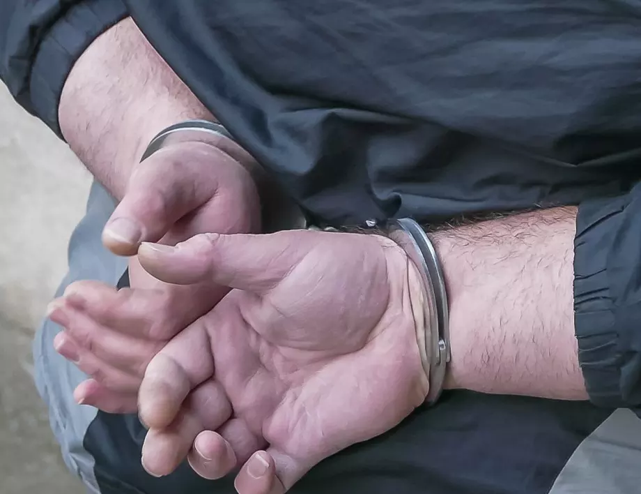 Арестуваха петима за терористичния акт в Рамбуйе