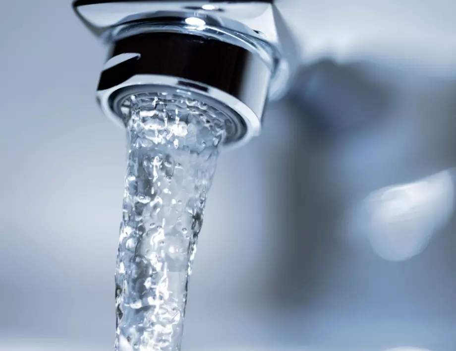 Как да разберете дали чешмяната вода става за пиене?