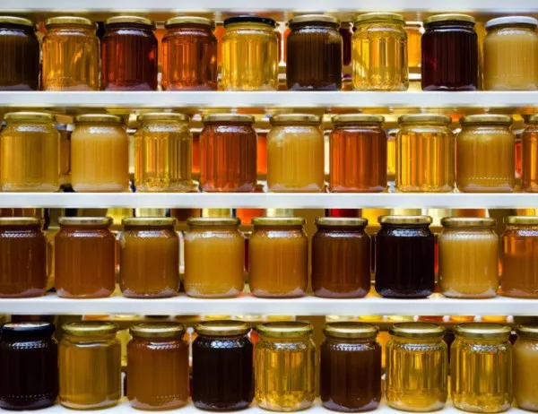 Изнасяме по 7000 - 8000 тона мед годишно