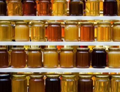 Украински и китайски мед подбиват цената на българския