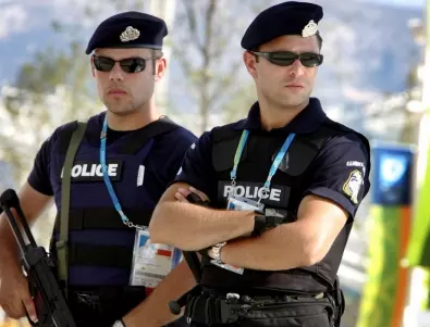Двама пияни албанци бяха арестувани за шпионаж в Гърция