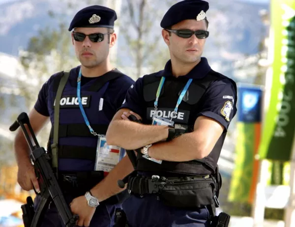 Европейският съд: Гърция дискриминира на тема "височина" желаещите да станат полицаи