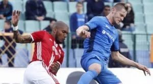 {{ otherArticle[0].article.title }}