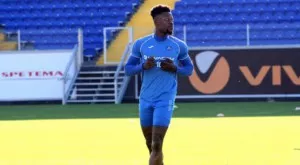 {{ otherArticle[0].article.title }}