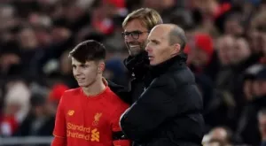 Младата надежда на Ливърпул подписа нов договор с клуба