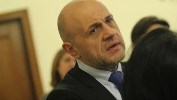 Томислав Дончев: Думите на Борисов за Левски се тълкуват превратно