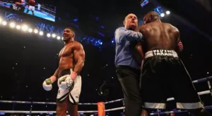 Серията, с която Джошуа записа 20-ия си нокаут (ВИДЕО)