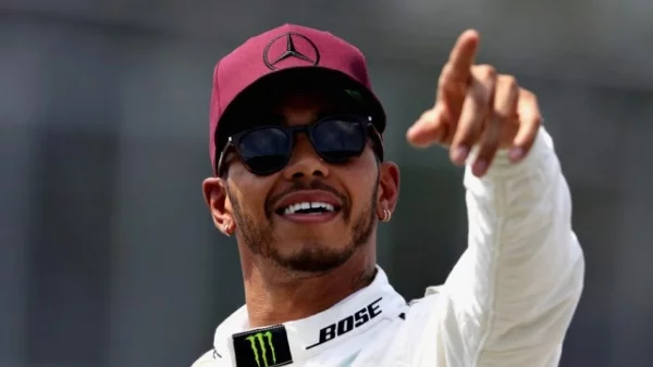 Люис Хамилтън е новият световен шампион във Формула 1