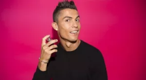 {{ otherArticle[0].article.title }}