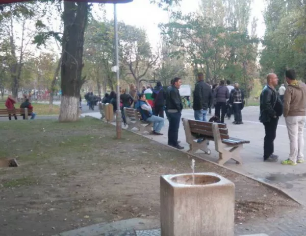 Малоброен протест срещу действията на магистратите в Асенoвград