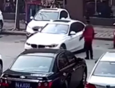 Женско паркиране с неочакван край взриви мрежата (ВИДЕО)