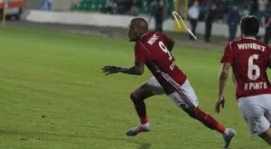 {{ otherArticle[0].article.title }}