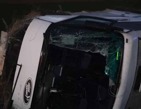 Автобусната катастрофа на АМ "Тракия" - заради преуморен шофьор?