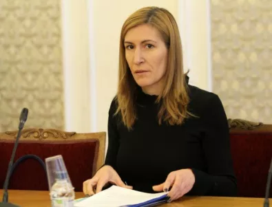 Ангелкова призна за сериозни различия по отношение на промените за Черноморието