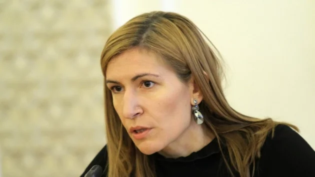 Ангелкова се изказа за първи път след оставката си и отправи послание