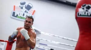 Боби Фитц: Кубрат ще се бие с Окендо за световната титла през 2018-а