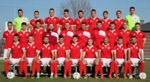 {{ otherArticle[0].article.title }}