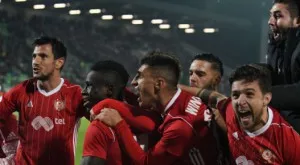 {{ otherArticle[0].article.title }}