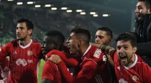 {{ otherArticle[0].article.title }}