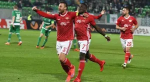 {{ otherArticle[0].article.title }}