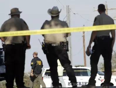 Тексас: Мъж уби петима съседи, след като му се скарали, че тренира стрелба в двора си