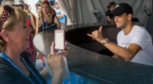 {{ otherArticle[0].article.title }}