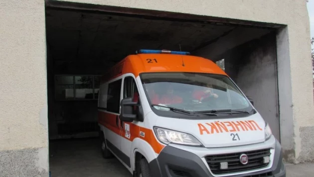 17-годишно момиче пострада при падане на мазилка в Пазарджик