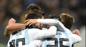 Агуеро донесе победата на Аржентина на обновения "Лужники"