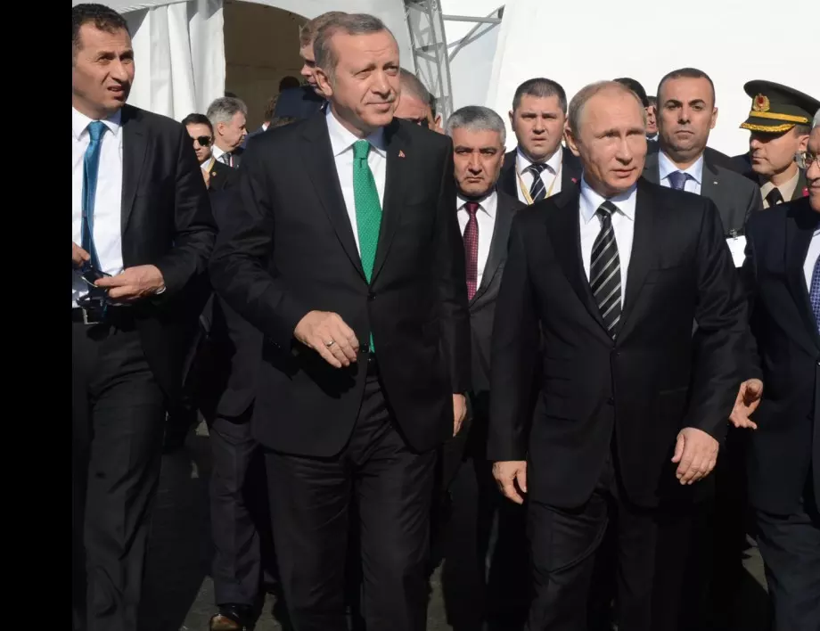 Русия и Турция призовават към прекратяване на огъня в Либия от неделя 