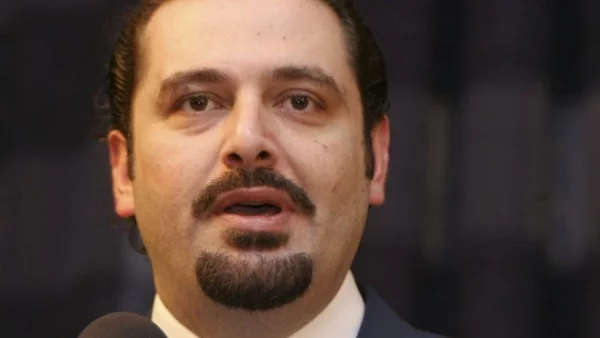 Мистериозно подалият оставка ливански премиер пристигна в Париж
